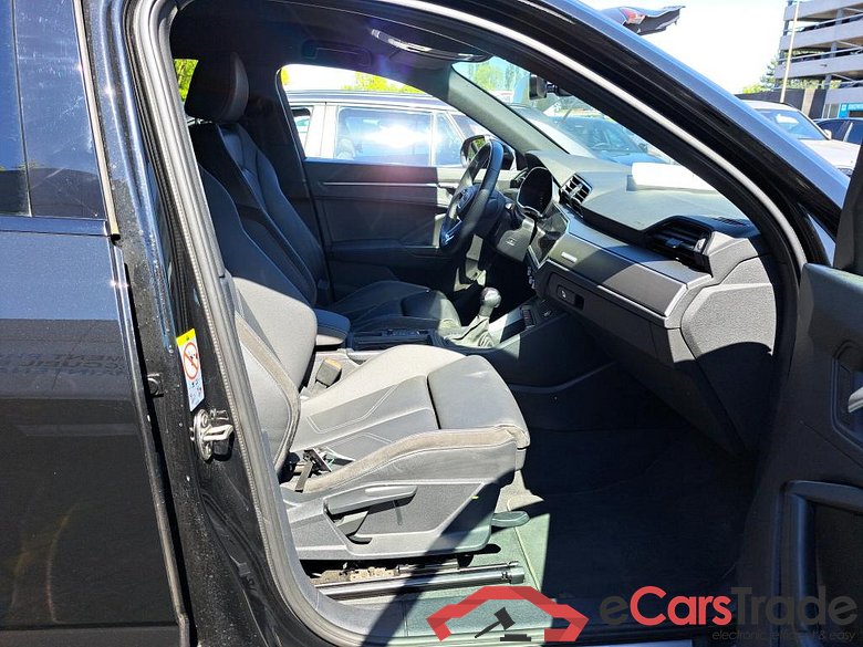 AUDI - AUD Q3 SB 35 TFSI 150PK S tronic S Line Business Edition & Pack Sport & Platinum With Heated Seats & Cruise Control & PDC Front & Rear * PETROL * #3