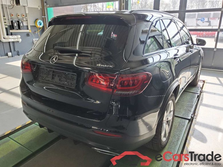 Mercedes-Benz GLC (BM 253)(06.2015->) DE - SUV5 GLC 300 e EU6d, e AMG Line 4Matic (EURO 6d), (Facelift) 2020 - 2022 #3