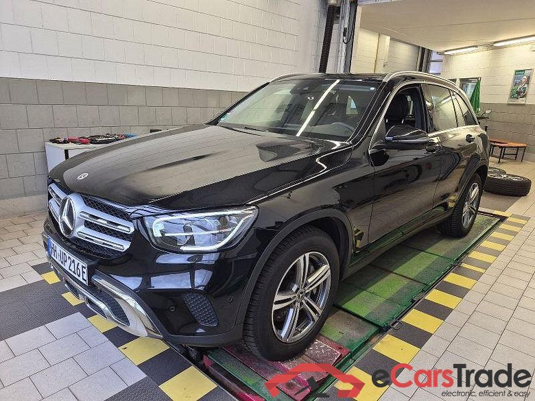 Mercedes-Benz GLC (BM 253)(06.2015->) DE - SUV5 GLC 300 de EU6d, de 4Matic (EURO 6d), (Facelift) 2020 - 2022