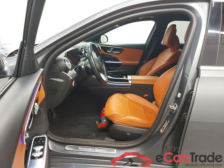 Mercedes-Benz C-Klasse Break C 300 e Luxury Line 5d #3