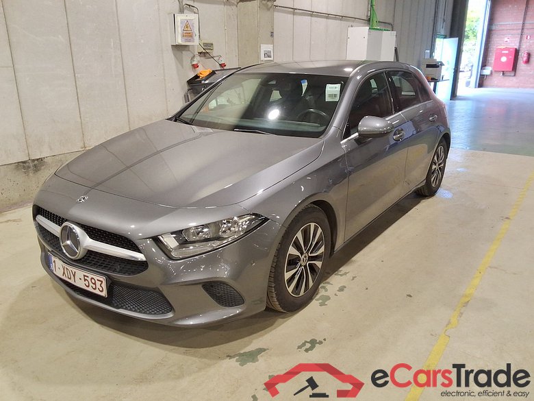Mercedes A 180d Aut. Widescreen Navi KeylessGo Camera Klima PDC ...