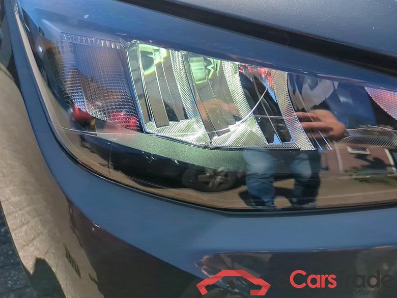 SEAT Arona 70 kW #3