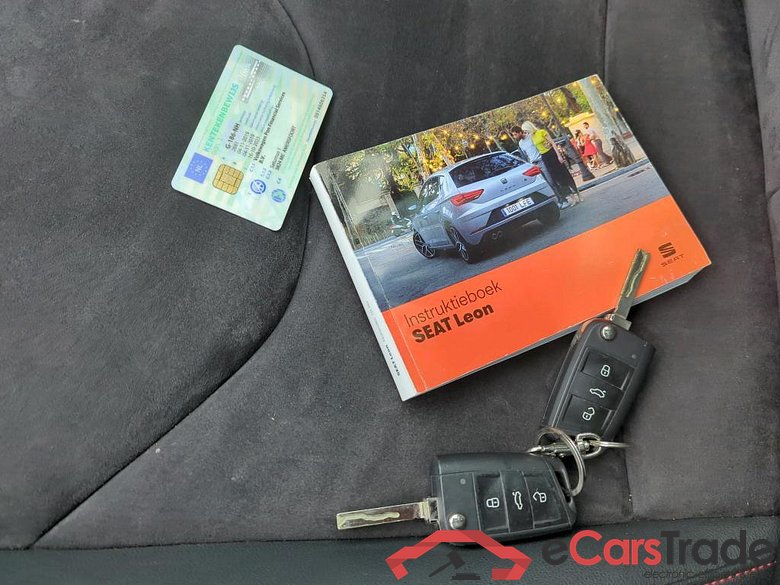 SEAT LEON 85 kW #6