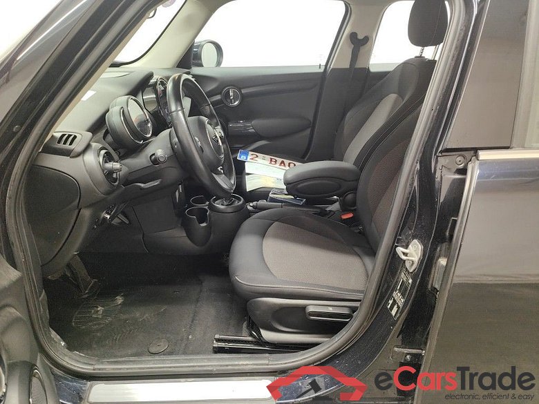 Mini 5 door One Aut. 5d #3