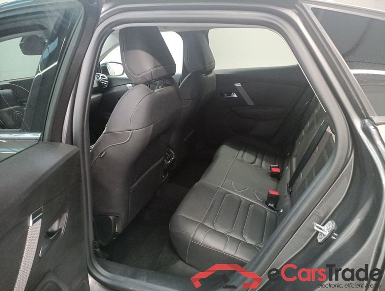 CITROEN C4 - 2021 1.2 PureTech 131hp Shine Pack S&S (EU6.4) 5d #3