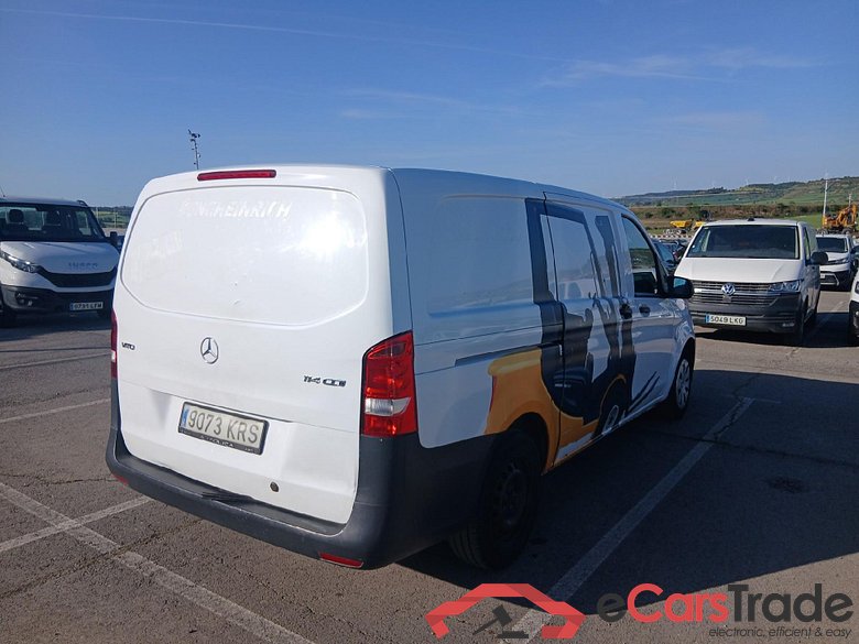 MERCEDES-BENZ Vito / 2014 / 4P / furgón 114 CDI Larga #2