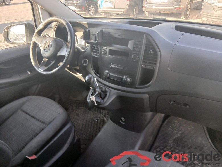 MERCEDES-BENZ Vito / 2014 / 4P / furgón 114 CDI Larga #3