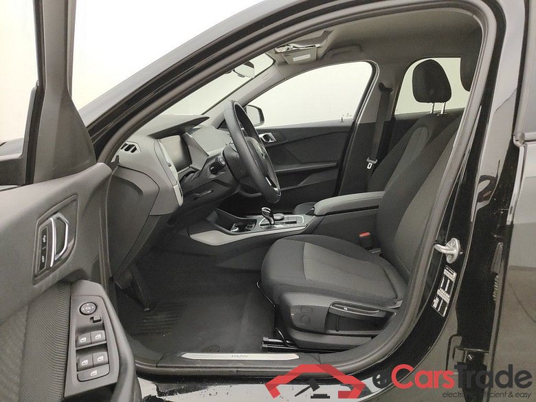 BMW 1 HATCH DIESEL - 2019 118 dA 150hp (EU6AP) 5d #3
