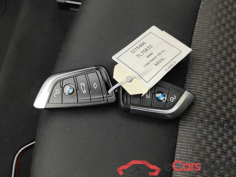 BMW 1 HATCH DIESEL - 2019 118 dA 150hp (EU6AP) 5d #4