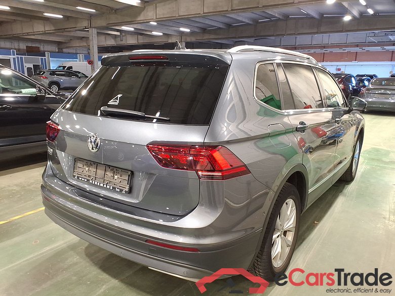 VOLKSWAGEN TIGUAN ALLSPACE 2.0 TDI COMFORTLINE DSG #4