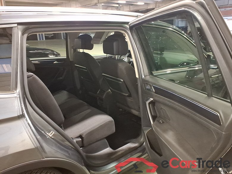 VOLKSWAGEN TIGUAN ALLSPACE 2.0 TDI COMFORTLINE DSG #5