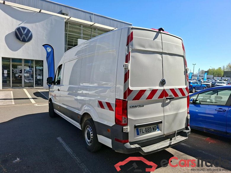Crafter Fourgon Fourgon 35 mittlerer Radstand mit Hochdach FWD 2.0 140CV BVM6 #2