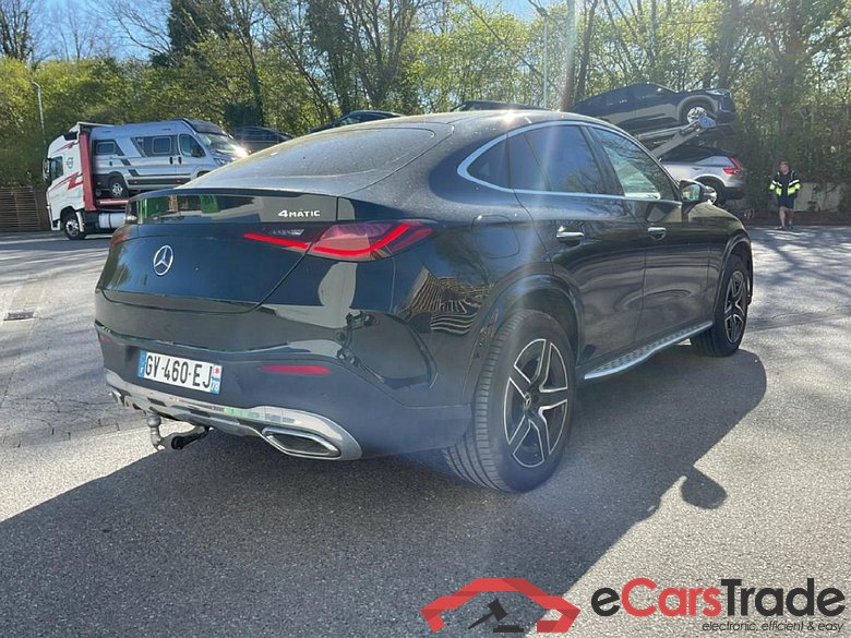 Mercedes-Benz GLC 300 AMG-Line 300 4Matic #4