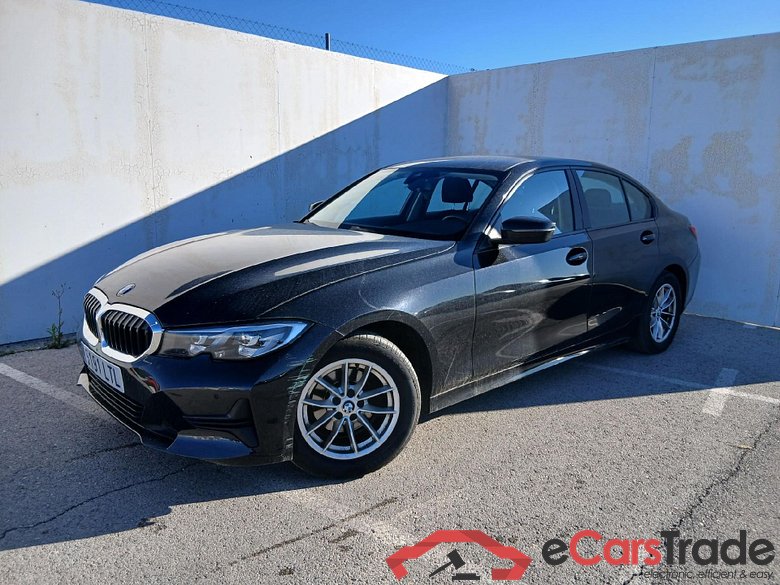 BMW Serie 3 / 2018 / 4P / sedán 318d Auto.