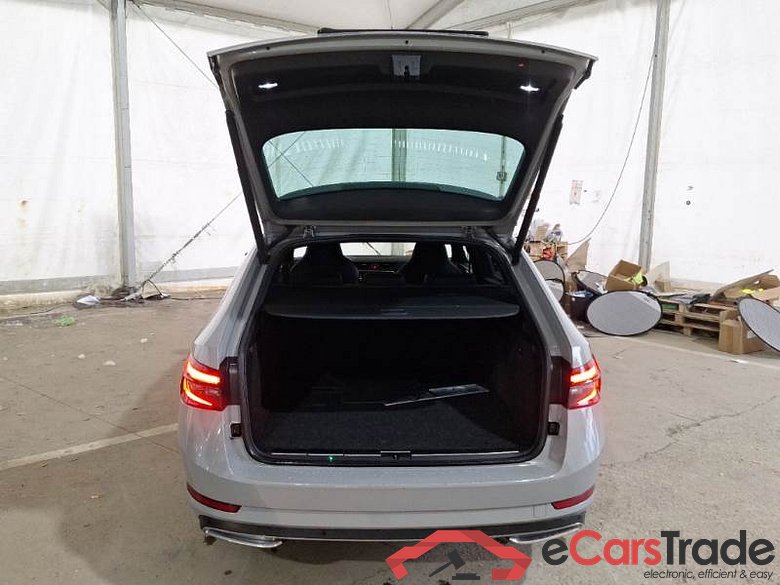 SKODA SUPERB WAGON / 2019 / 5P / STATION WAGON 1.4 TSI PLUG-IN HYBRYD SPORTLINE DSG #5