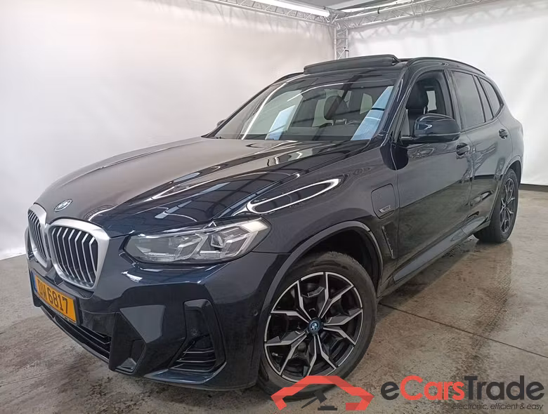 BMW X3 - 2022 xDrive30e 184hp PHEV 5d Sport auto