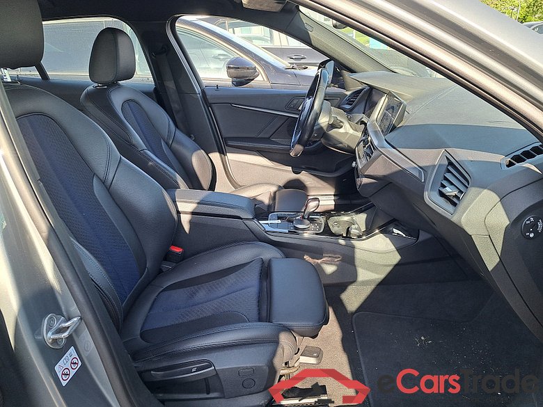BMW 118i M-Sport Aut. LED-Xenon LC-Pro Navi 1/2 Sport Leather KeylessGo Klima PDC ... #6