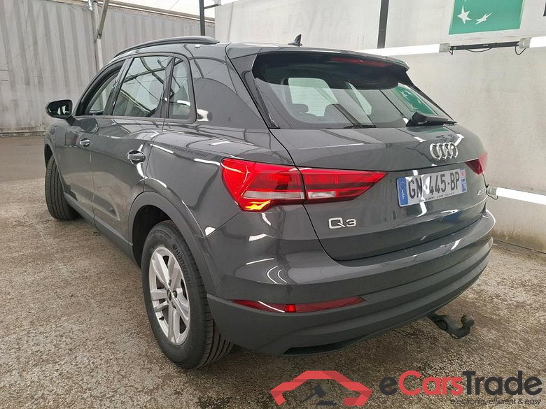 AUDI Q3 / 2018 / 5P / SUV 45 TFSI E 245 S TRONIC #2