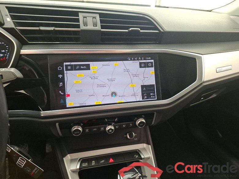 AUDI Q3 / 2018 / 5P / SUV 45 TFSI E 245 S TRONIC #6