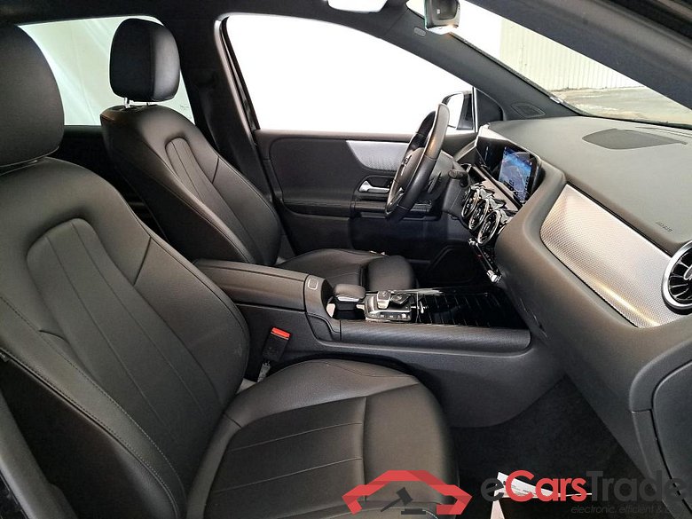 MERCEDES-BENZ Classe B / 2019 / 5P / monospace B 180 d Business Line Edition BA8 #6