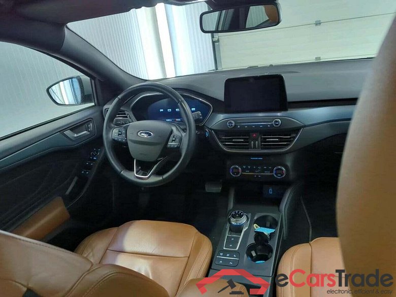 FORD Focus Wagon 1.5 EcoB. Active Bns #3