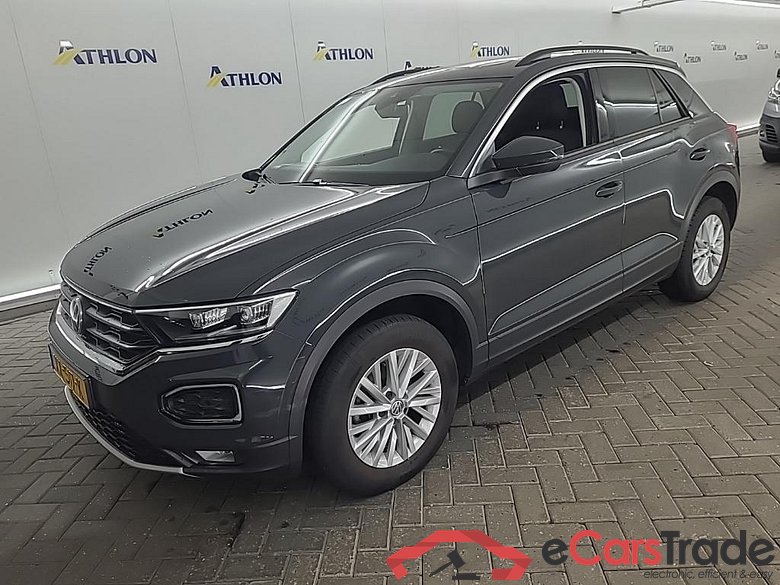 VOLKSWAGEN T-Roc 1.5 TSI 110kW DSG Style 5D