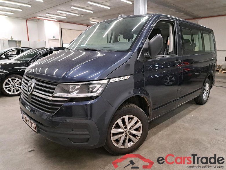 VOLKSWAGEN - VW  MULTIVAN Bus 2.0TDi 150PK DSG Trendline With Climatronic & Nav Discover Media & LED & Cruise Control & Light & Sight & Rear Camera #1