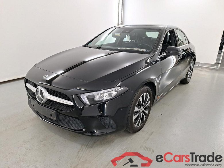 MERCEDES-BENZ A-CLASS LIMOUSINE 1.3 A 250 E BUSINESS SOLUTION DCT #1