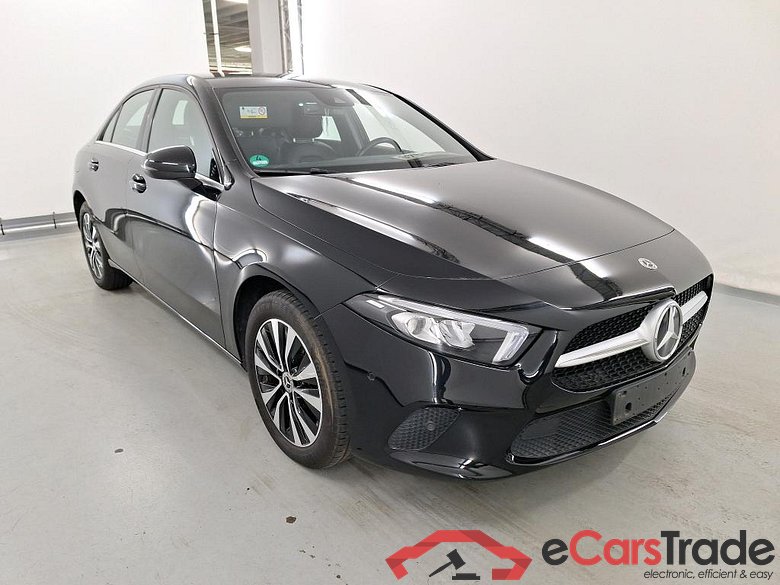 MERCEDES-BENZ A-CLASS LIMOUSINE 1.3 A 250 E BUSINESS SOLUTION DCT #2