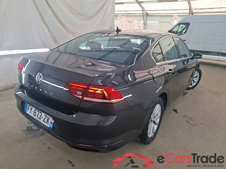 Passat Berline Business 1.6 TDI 120CV BVA7 E6dT #3
