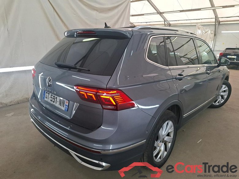 VOLKSWAGEN Tiguan Allspace / 2021 / 5P / SUV 2.0 TDI 150 DSG7 Elegance Exclusive #3