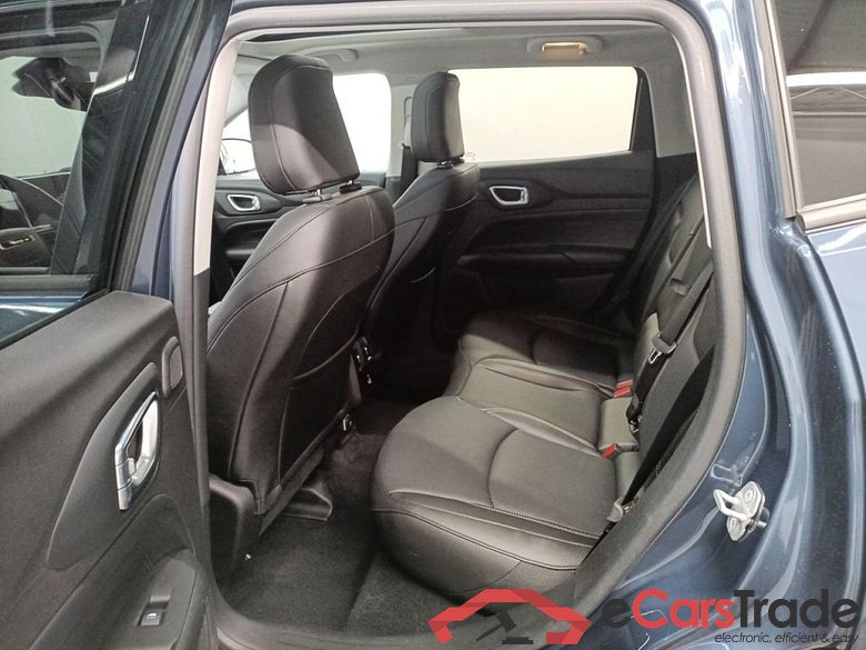 Jeep Compass 1.3 Turbo T4 240 4xe ATX S 5d #3