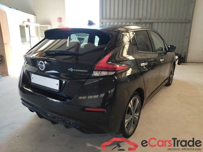 NISSAN LEAF / 2017 / 5P / BERLINA BUSINESS 40KWH #2