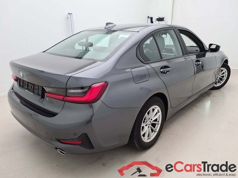 BMW 3-SERIE BERLINE 2.0 318D AUT #2