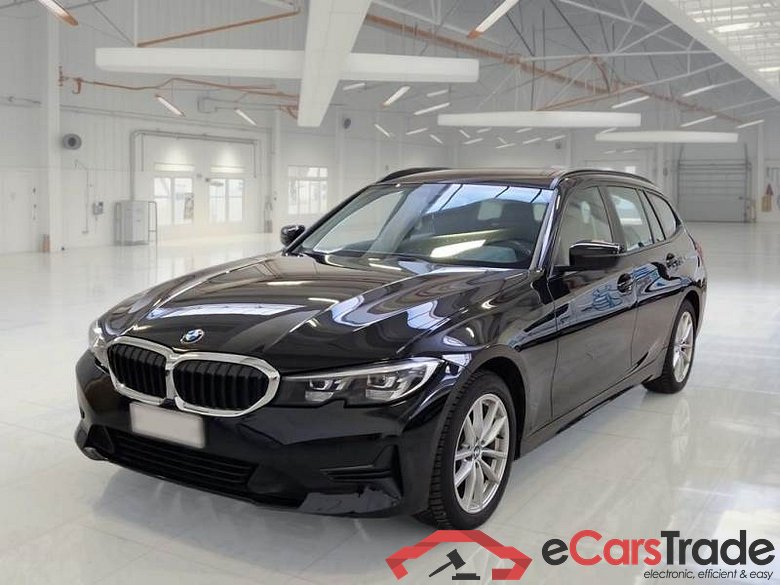 BMW SERIE 3 / 2018 / 5P / STATION WAGON 318D 48V BUSINESS ADVANTAGE TOURING AUTO