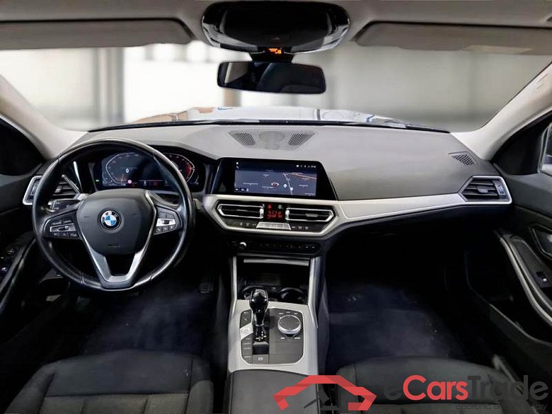 BMW SERIE 3 / 2018 / 5P / STATION WAGON 318D 48V BUSINESS ADVANTAGE TOURING AUTO #3
