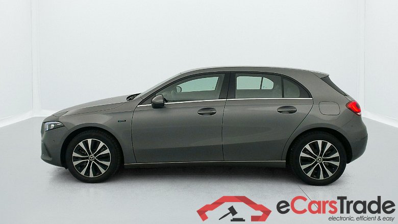 Mercedes-Benz A 250 E 8G-DCT BUSINESS LINE #4