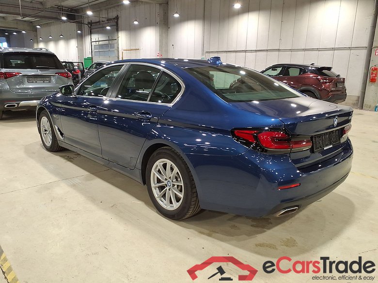 BMW 5 SERIES BERLINE 2.0 520E AUTO #2