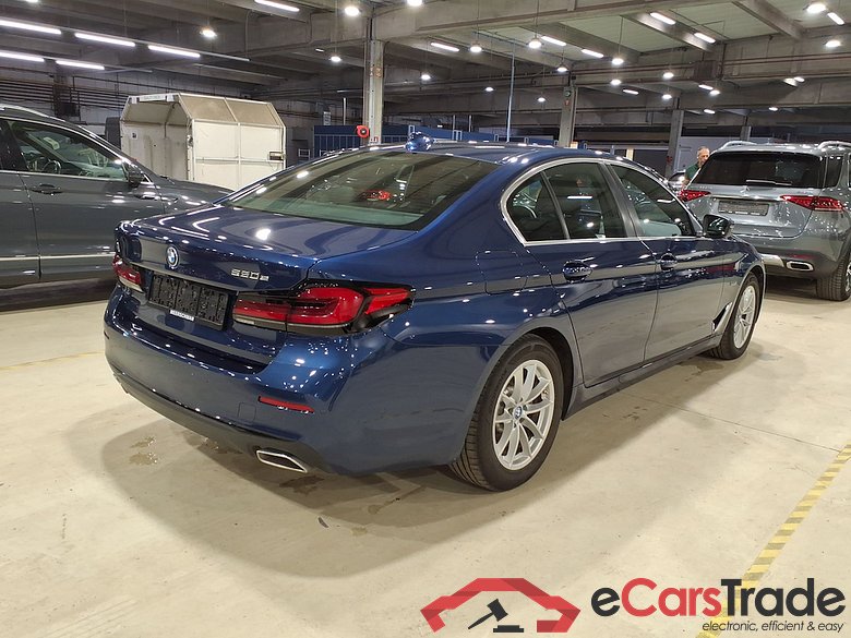 BMW 5 SERIES BERLINE 2.0 520E AUTO #4