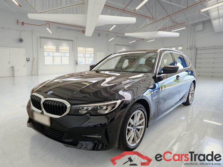 BMW SERIE 3 / 2018 / 5P / STATION WAGON 330E BUSINESS ADVANTAGE TOURING AUTO