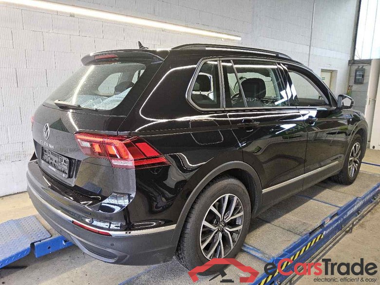 Volkswagen Tiguan (AX1)(07.2020->2024) DE - SUV5 1.5 TSI BMT/Start-Stopp EU6d, Life OPF, (Facelift) 2020 - 2023 #3