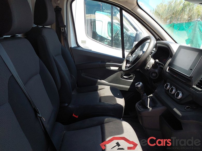 RENAULT Trafic 2.0D 131CV  #3