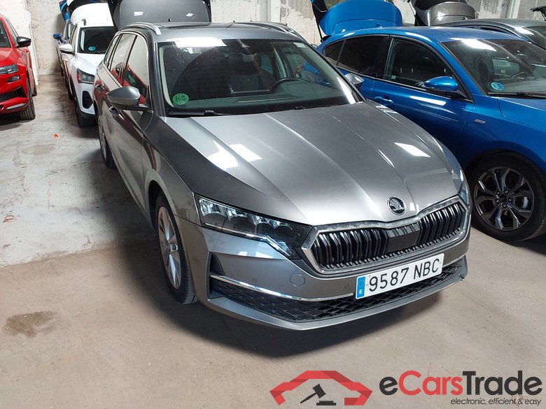 SKODA Octavia 2.0 TDI 110 kW (150CV) DSG 7 vel AutomÃ¡tico Combi Design(Pano + Winterpack)
