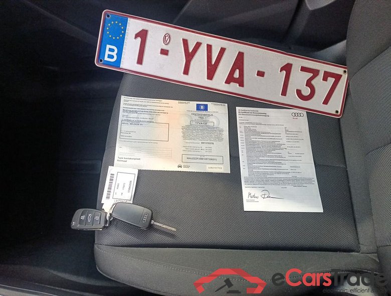 Audi Q3 35 TDI S Tronic Business Edition 5d #4