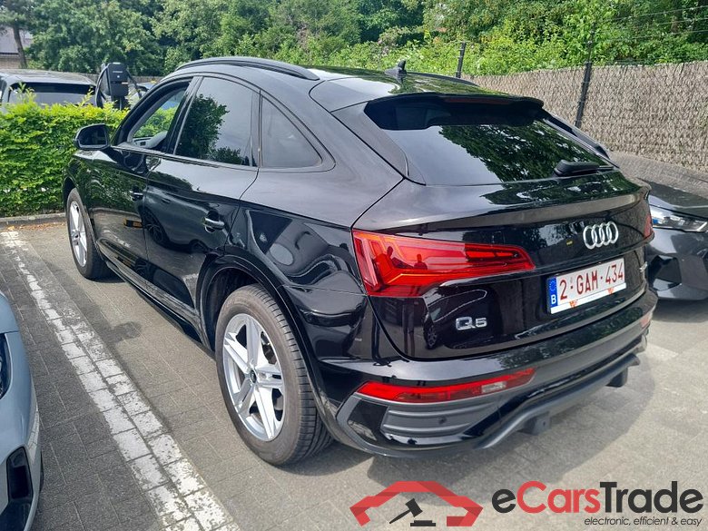 AUDI Q5 SPORTBACK 2.0 35 TDI S TRONIC BUS.ED.SL #3