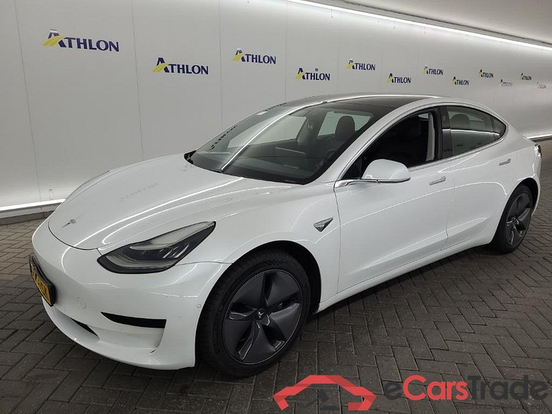 Tesla Model 3 Standard Range Plus RWD 4D 225kW