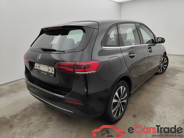 Mercedes-Benz B-Klasse B 250 e Business Solution 5d #2