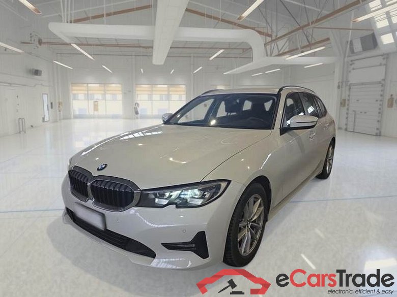 BMW SERIE 3 / 2018 / 5P / STATION WAGON 318D BUSINESS ADVANTAGE AUTO TOURING