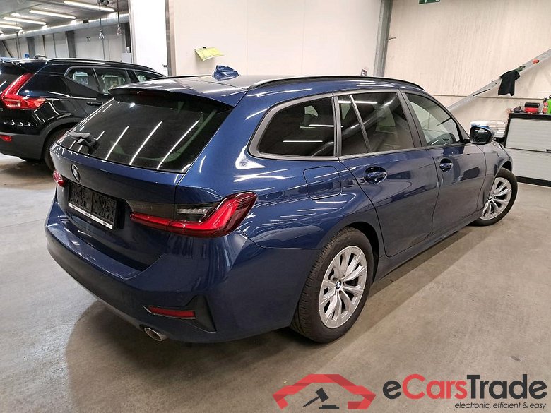 BMW - BMW 3 TOURING 318d 150PK Business Edition & PDC Front & Rear #2