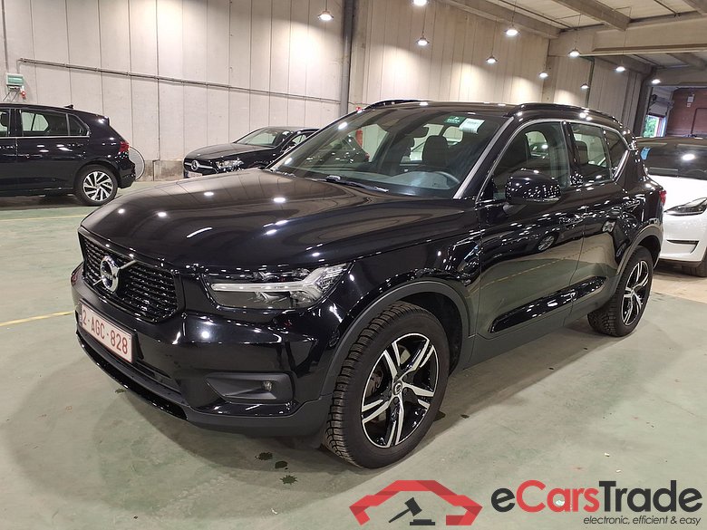 VOLVO XC40 1.5 T4 RECHARGE GEARTRONIC R-DESIGN